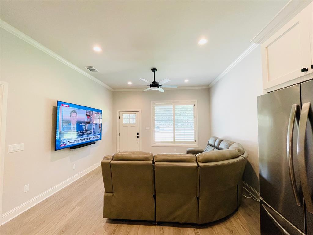 Lands End - Residential