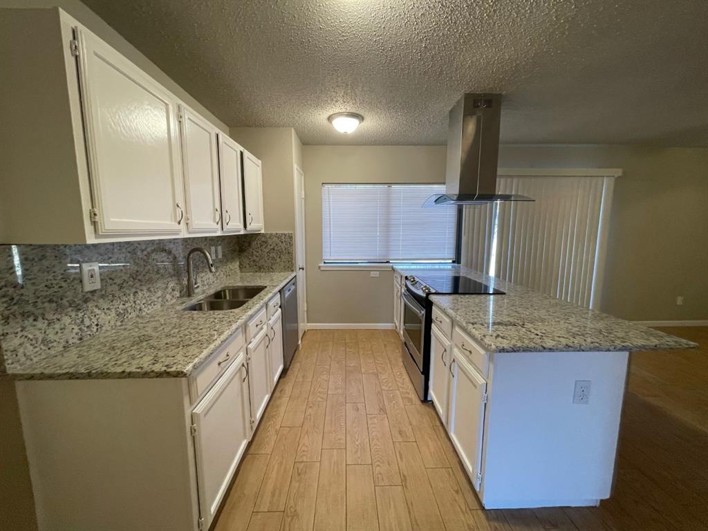 WOODFIELD ADDITION (ARLINGTON) - Residential Lease