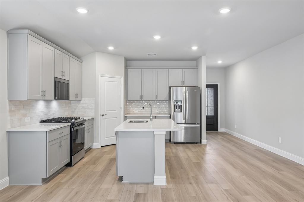 Lakehaven Ph 4 - Residential
