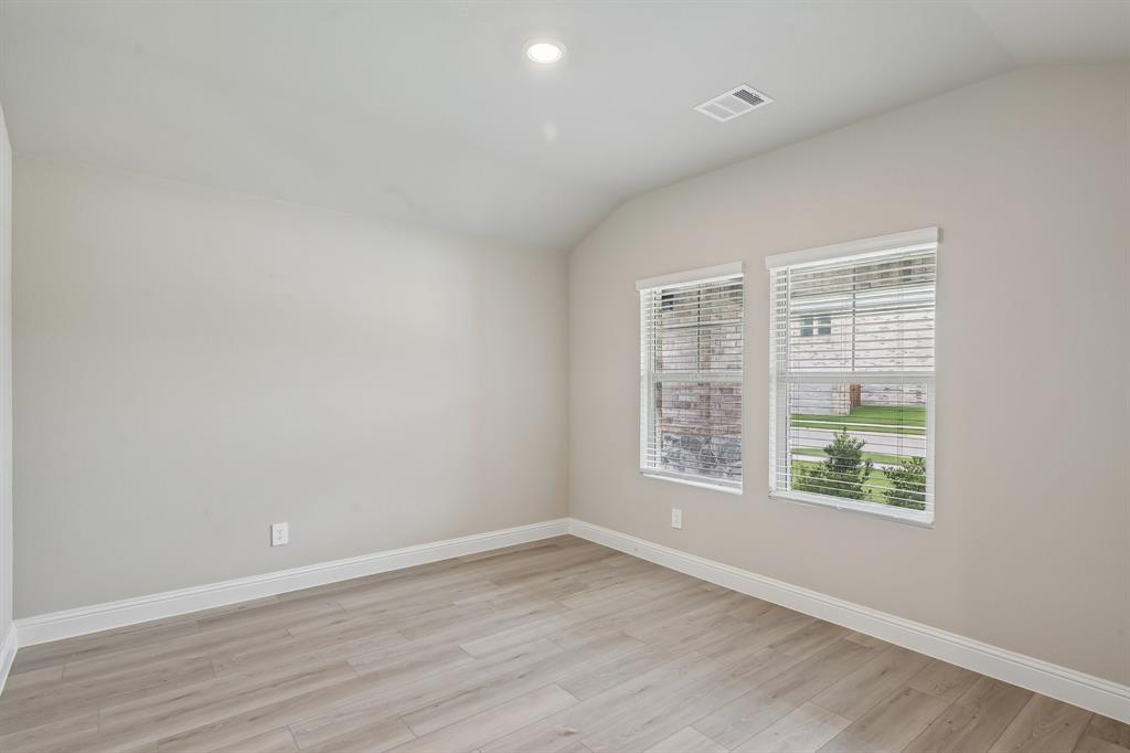 Lakehaven Ph 4 - Residential