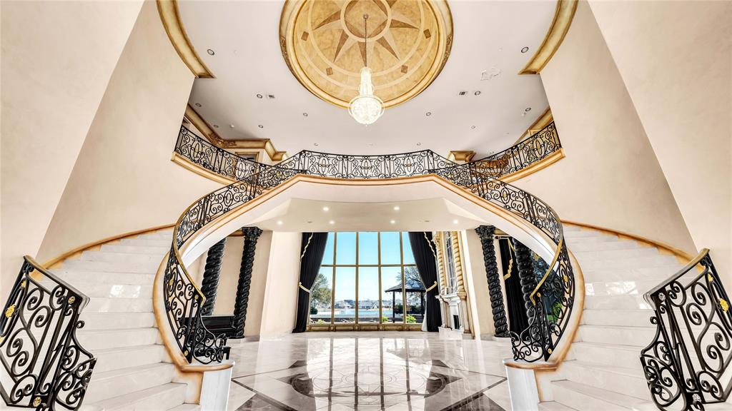 The Montclair - Residential