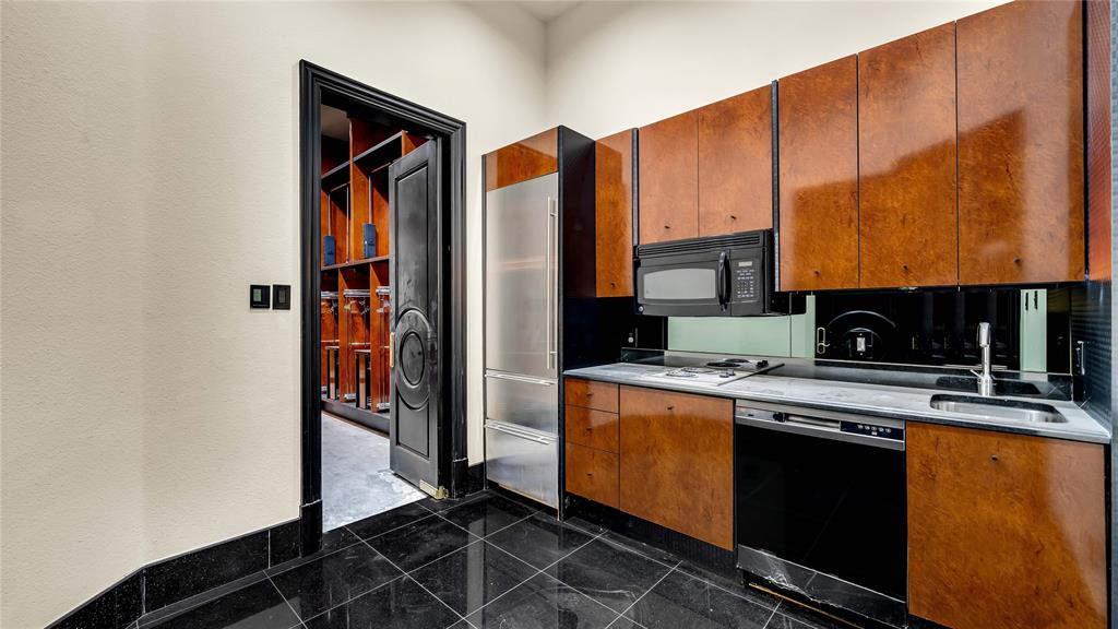 The Montclair - Residential
