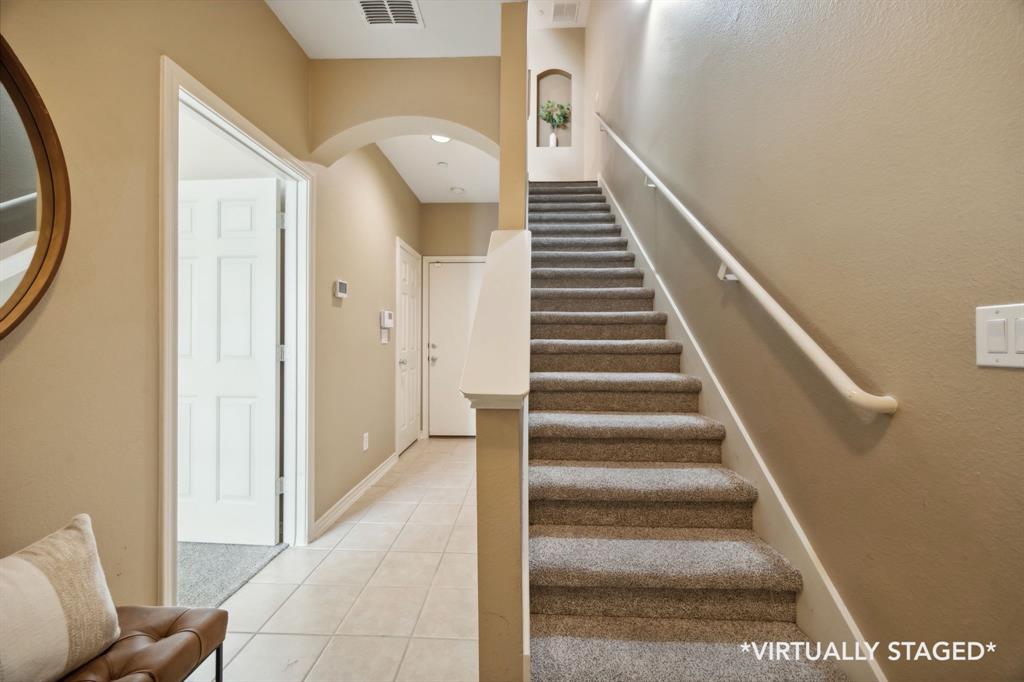 CHARLESTON SQUARE CONDOS - Residential