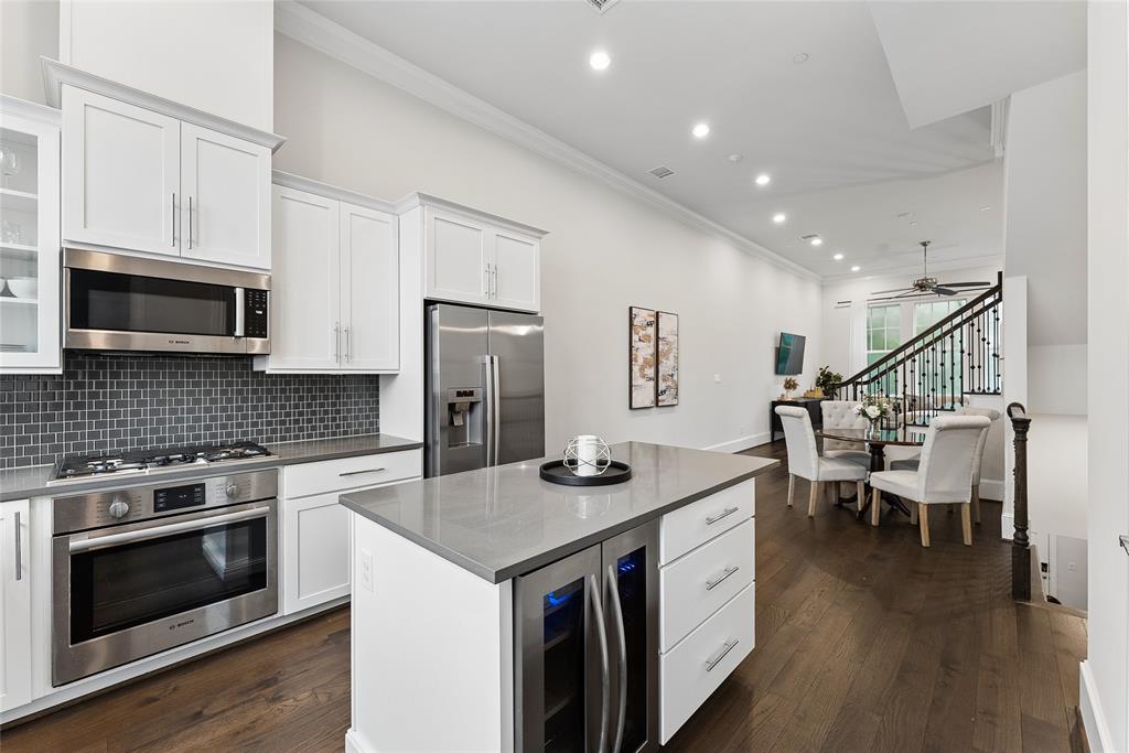 Experience one of the largest two-bedroom floorplans in the community, ideally located in Dallas’ sought-after Medical District—just minutes from Uptown, the Design District, and everything the city has to offer.
Designed for both style and efficiency, this modern townhome features engineered hardwood floors, quartz countertops, custom cabinetry, and Bosch appliances. The open-concept layout is complemented by a spacious primary suite with an oversized shower and dual master closets for exceptional storage and comfort.
Built with a forward-thinking approach, this home offers eco-conscious features including cocon cellulose insulation for enhanced sound reduction and energy efficiency, a tankless water heater, and is pre-wired for an EV charger.
A rare highlight is the extended garage space, easily accommodating a truck and small SUV—an uncommon convenience in urban living.
This is the ultimate blend of modern design, sustainability, and prime location.