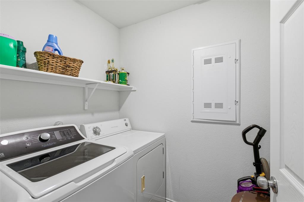 Elizabeth Crk Alpha Ranch - Residential