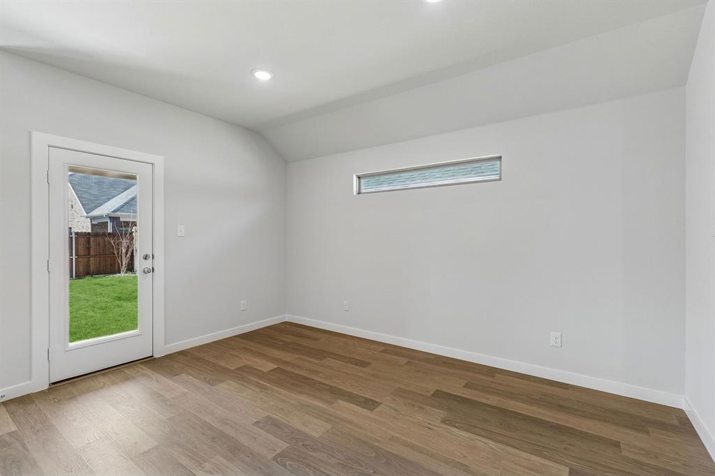 Lakehaven - Residential