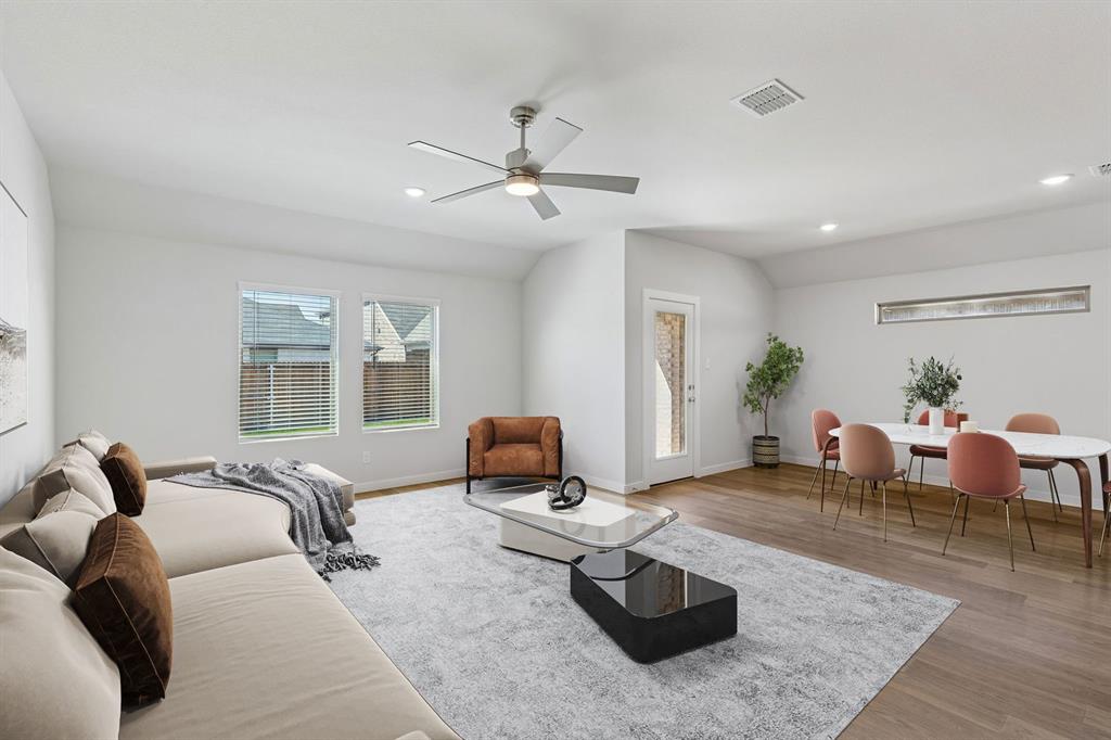 Lakehaven - Residential