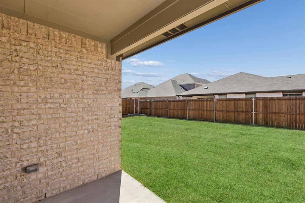 Lakehaven - Residential