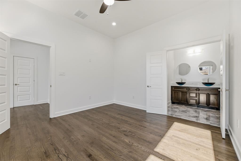 CAVENS 2ND COLONIAL AVE - Residential