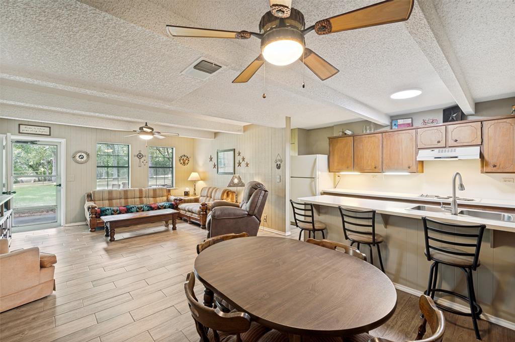 A1460 A1137 - Residential
