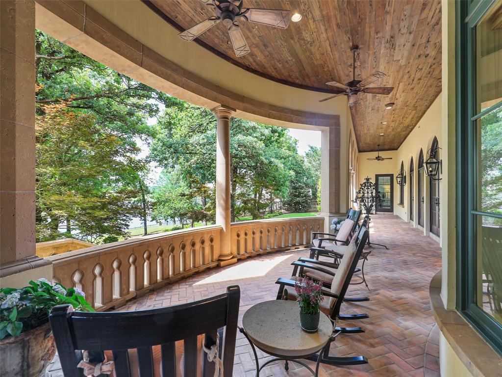 Vaquero Arthur - Residential
