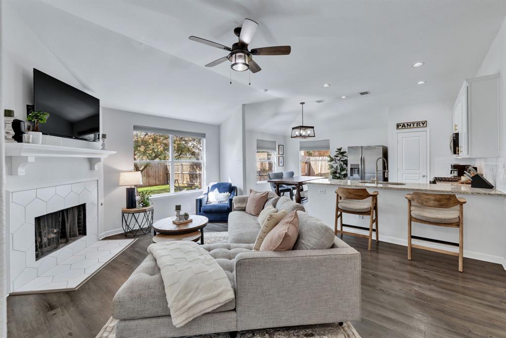 Sendera Ranch - Residential