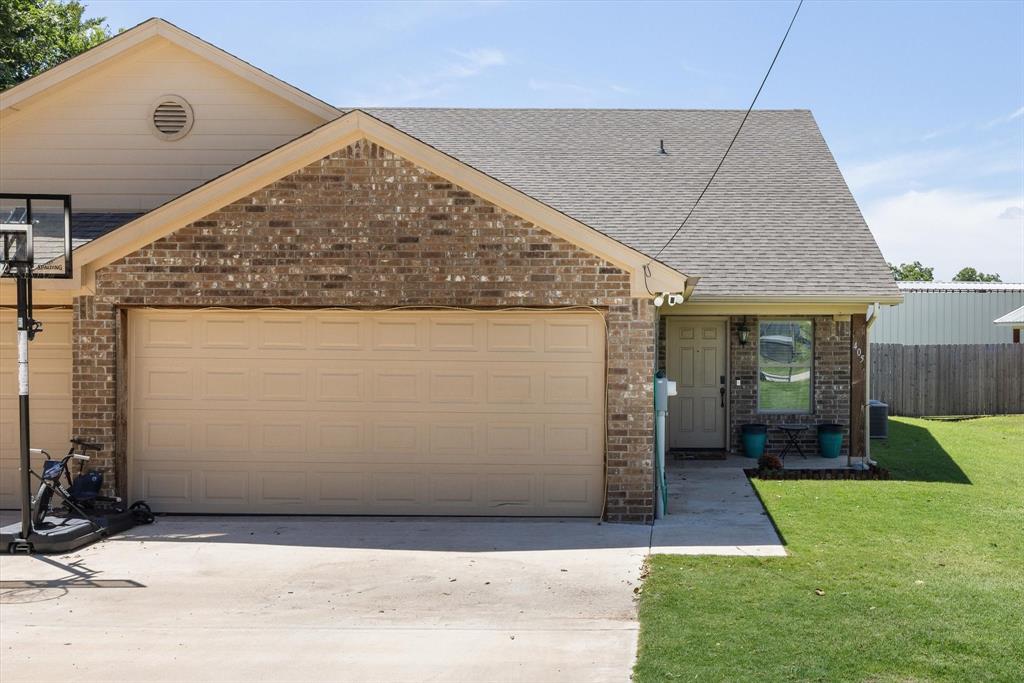 Tolar - Residential