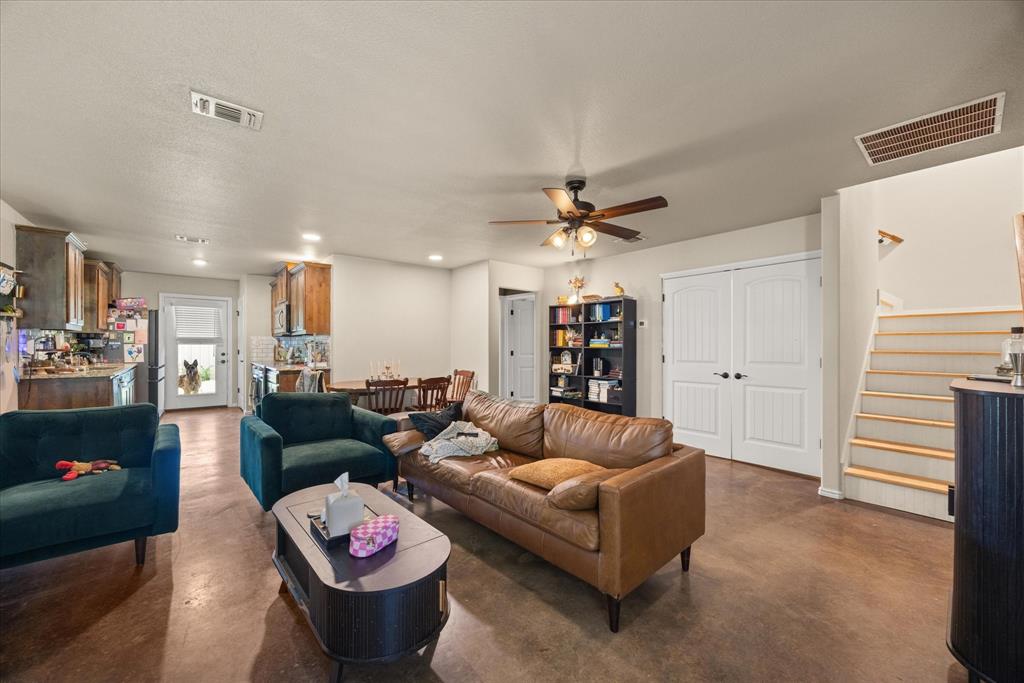 Tolar - Residential