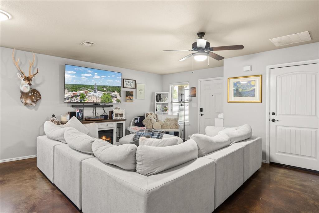 Tolar - Residential