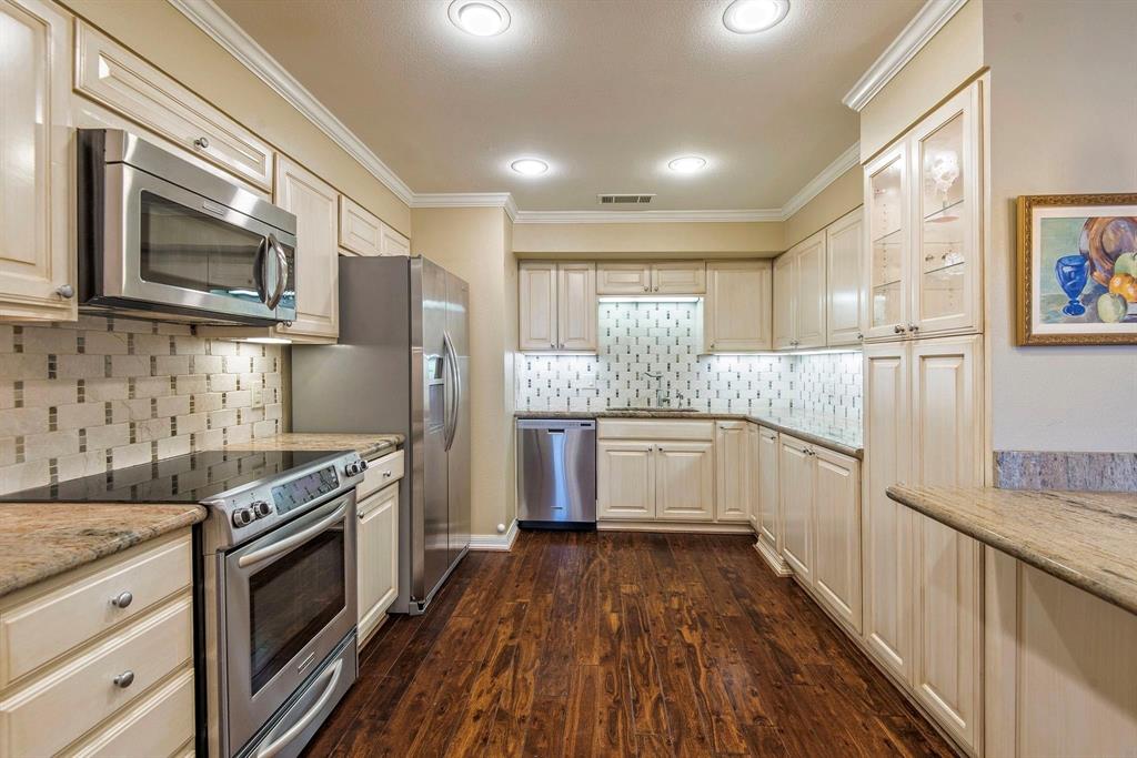Bonaventure Condo - Residential