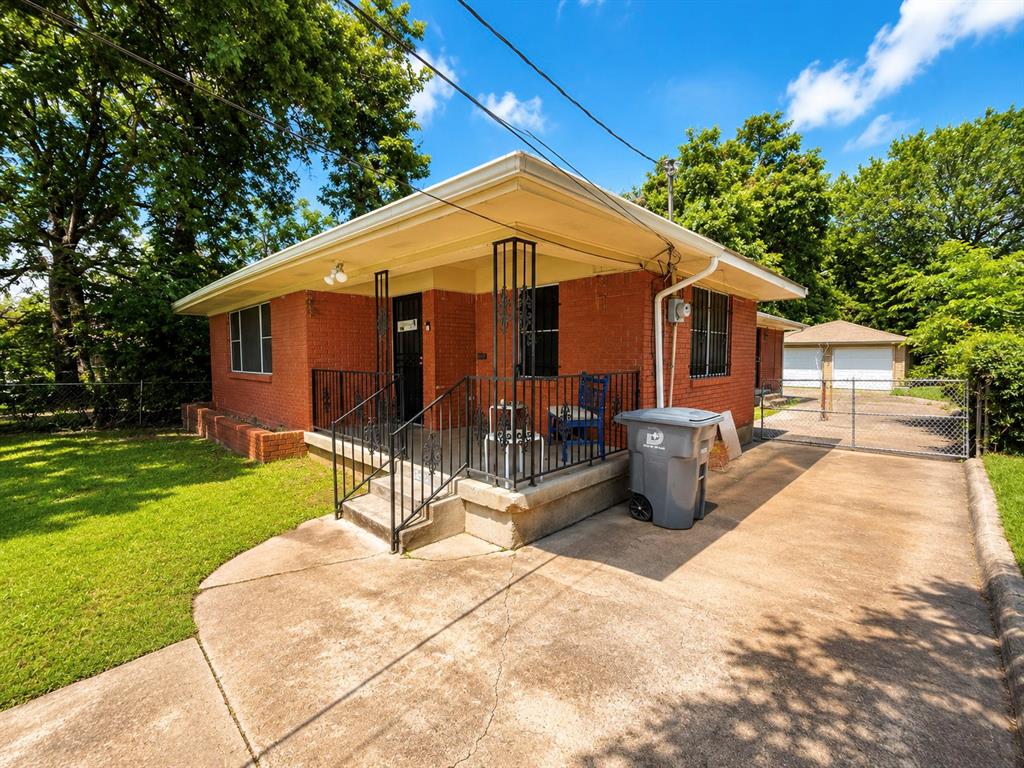 Woodlawn Place - Residential