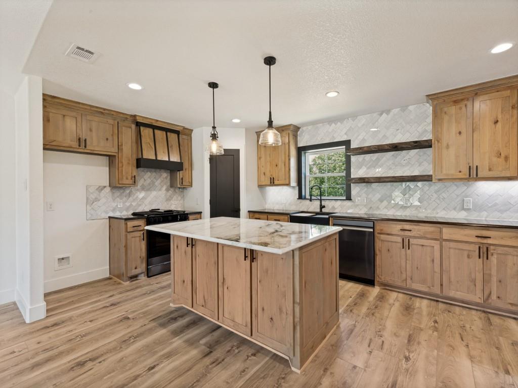 Ranches Rolling Hills Ph 4 - Residential