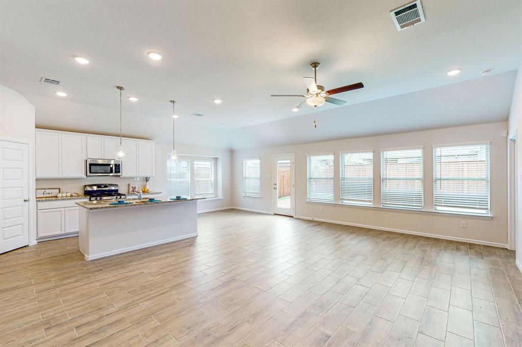 Sutton Fields Ph 3d - Residential Lease