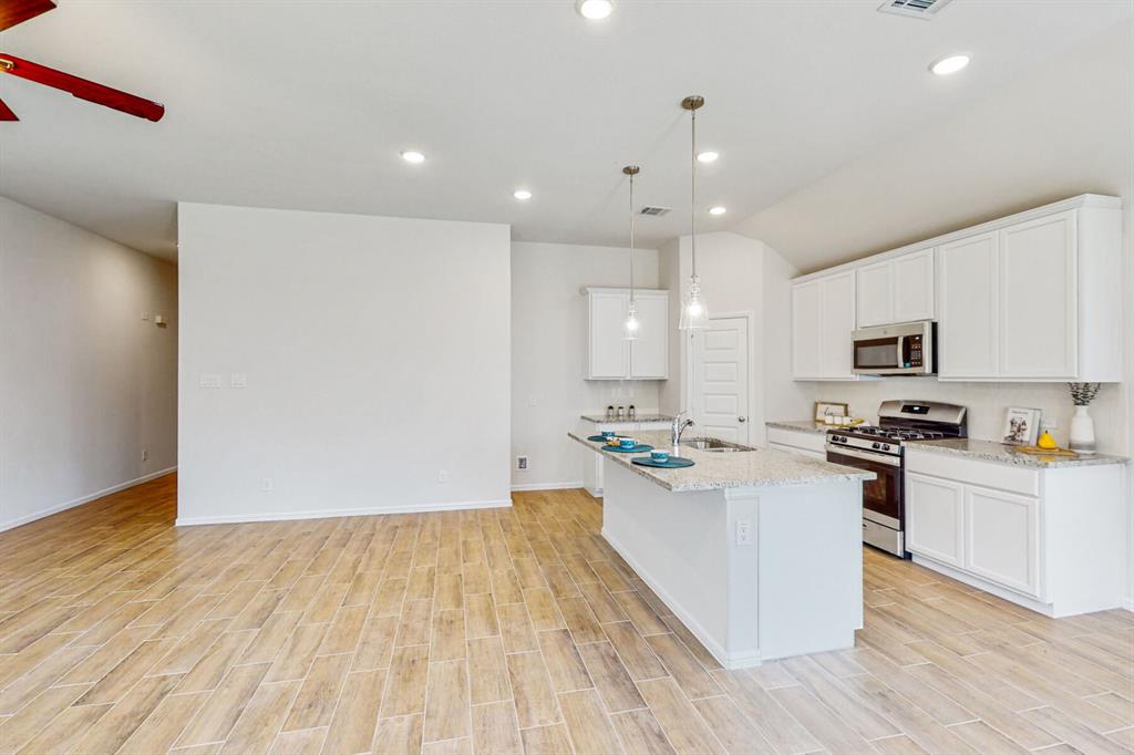 Sutton Fields Ph 3d - Residential Lease