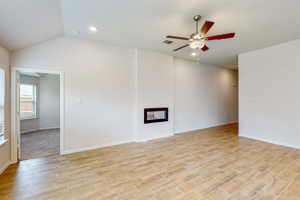 Sutton Fields Ph 3d - Residential Lease