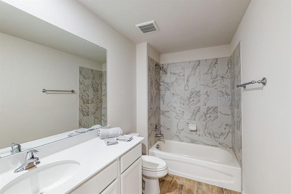Sutton Fields Ph 3d - Residential Lease