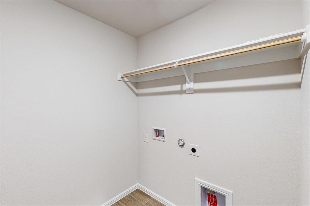 Sutton Fields Ph 3d - Residential Lease