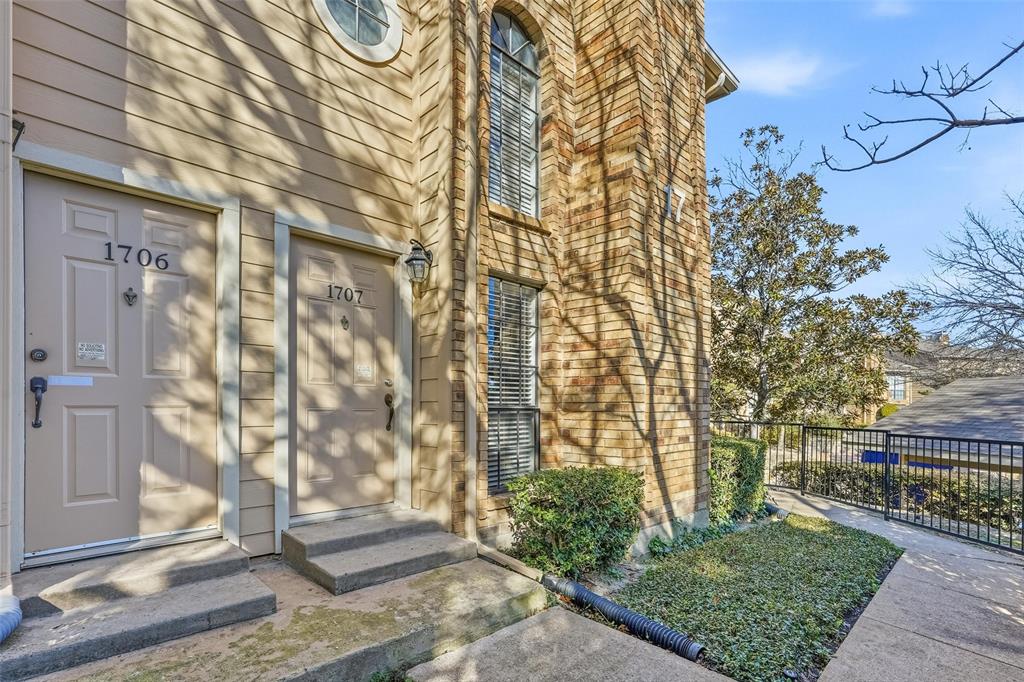 Preston On Lake Condo - Residential