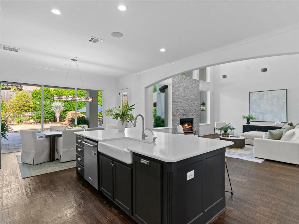 Latera Ph Three - Residential