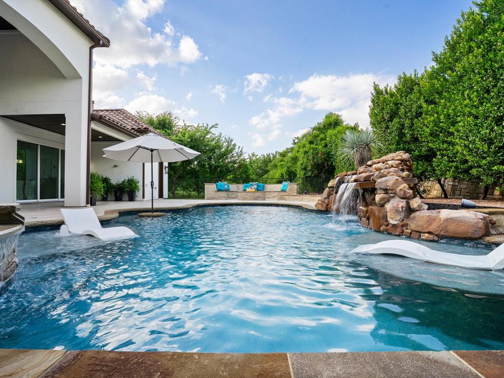 Latera Ph Three - Residential
