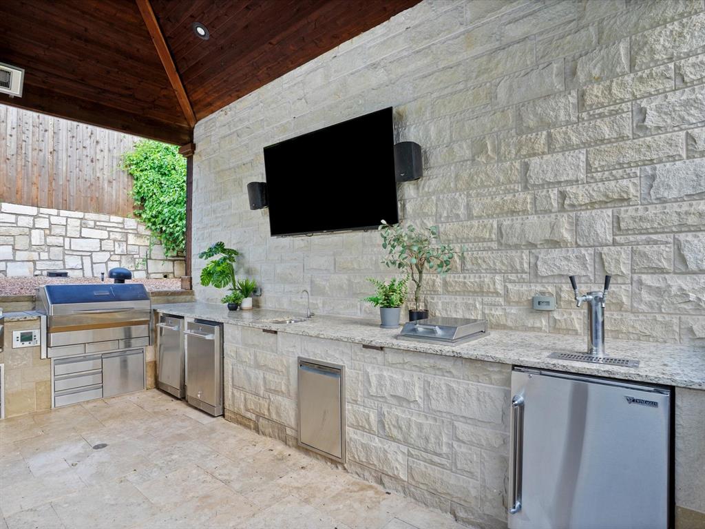 Latera Ph Three - Residential