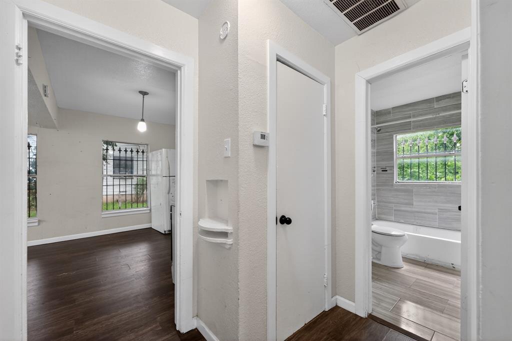 Deerpath Village 04 - Residential