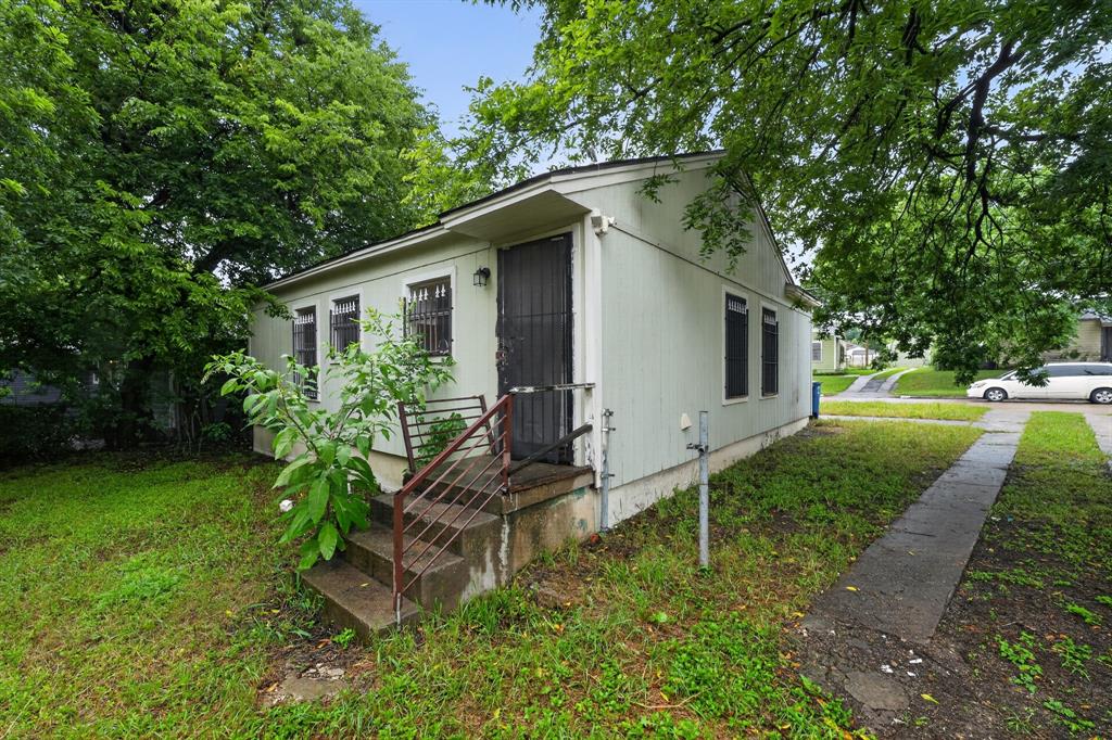 Deerpath Village 04 - Residential