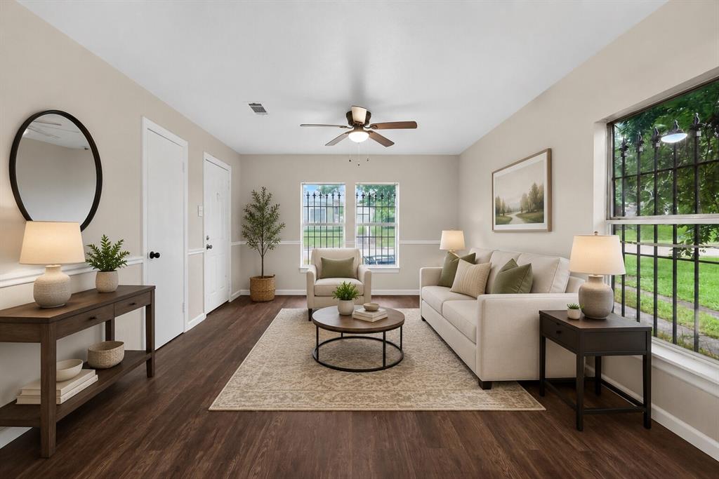 Deerpath Village 04 - Residential