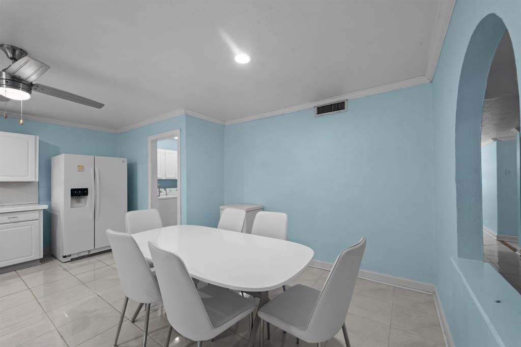 Lake Park Village 01 - Residential