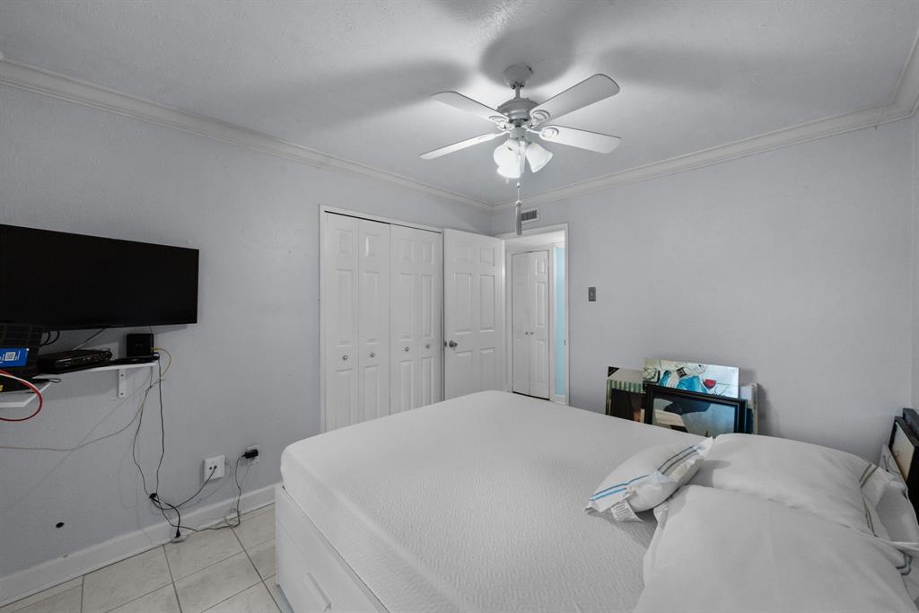 Lake Park Village 01 - Residential