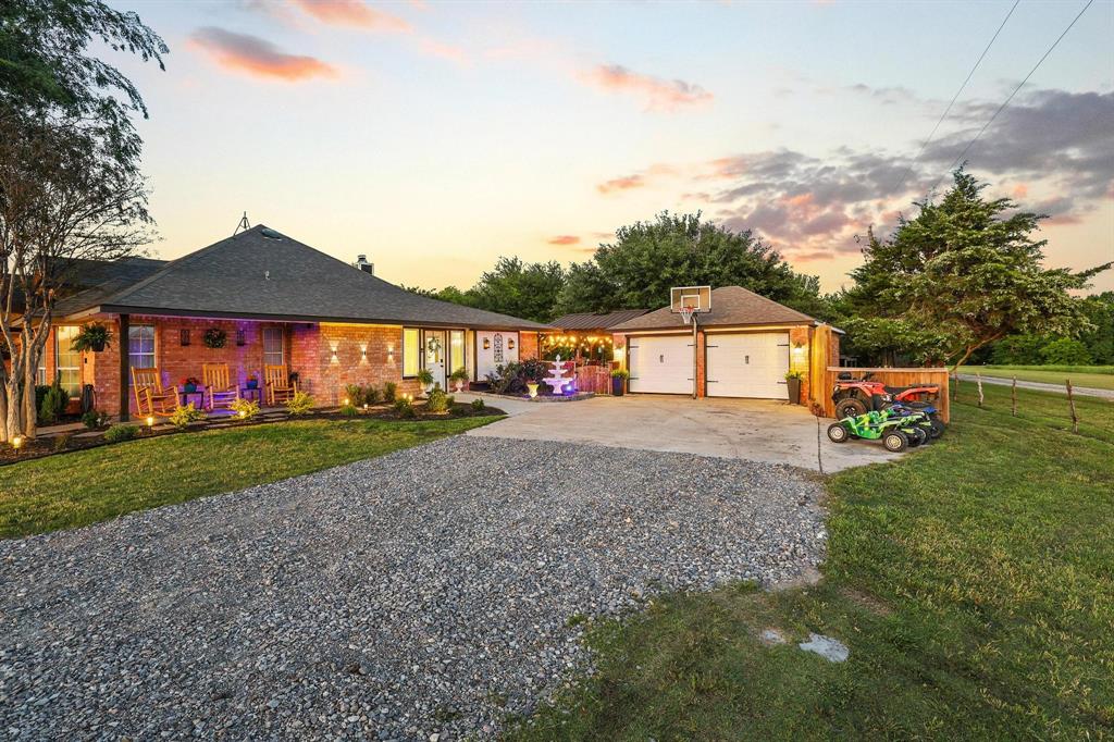 A0977 G ROBERTS - Residential