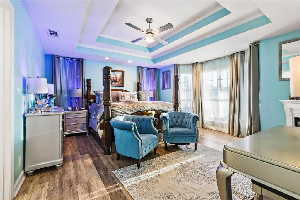 A0977 G ROBERTS - Residential