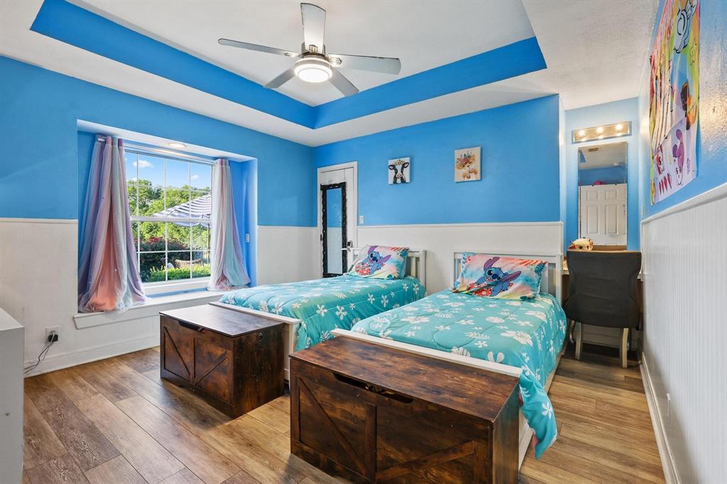 A0977 G ROBERTS - Residential
