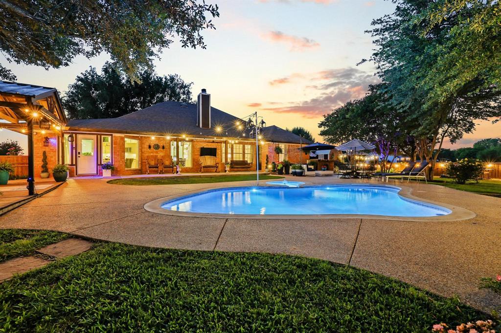A0977 G ROBERTS - Residential