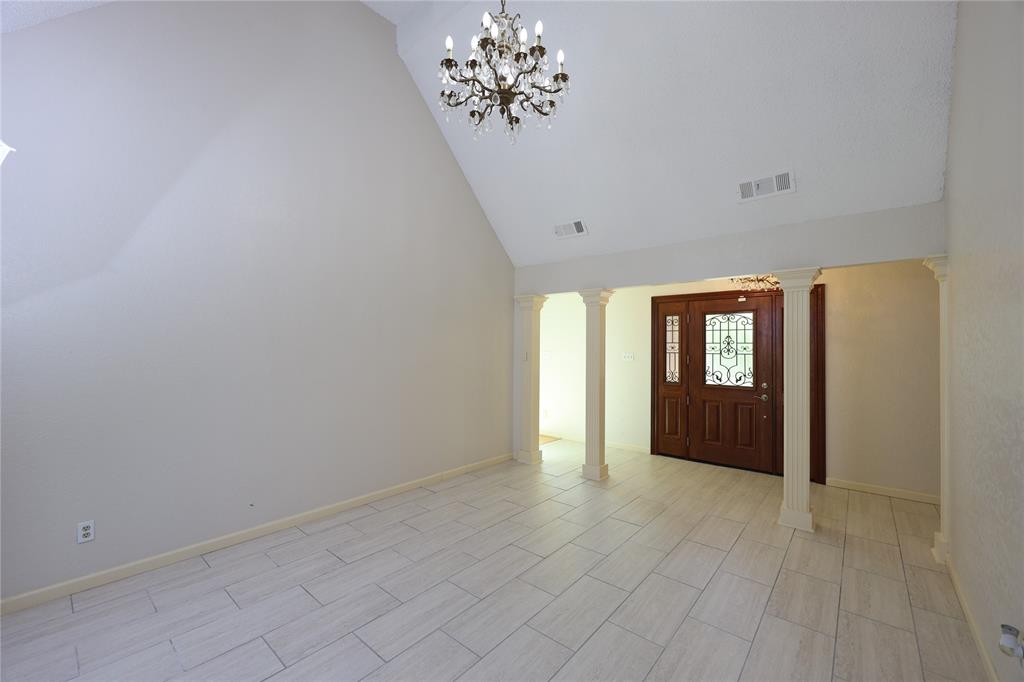 Hollywood Estate 1.6940 AC - Residential