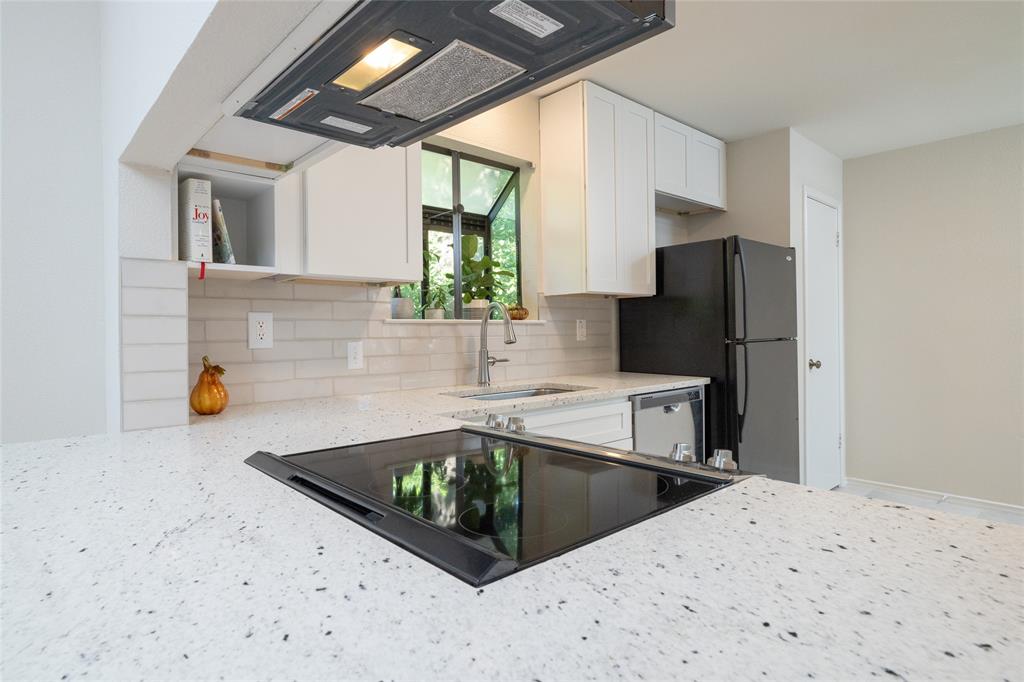Shadowood Trail Condo - Residential