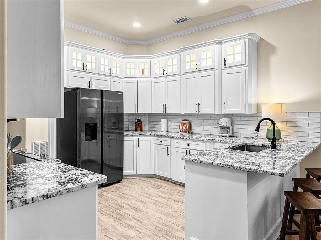 Bay Hills - Residential