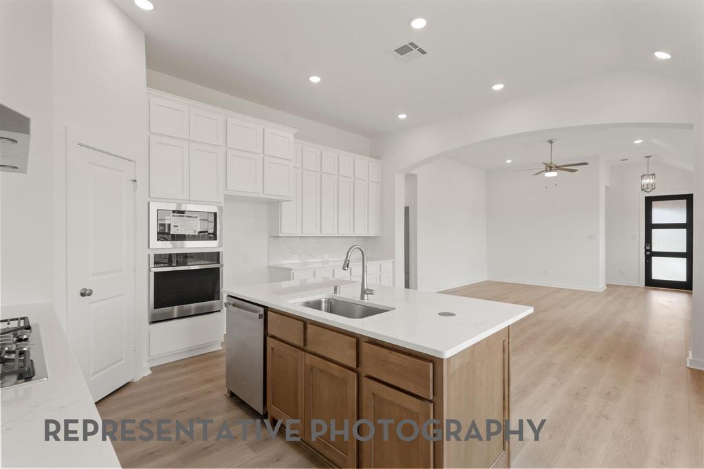 Gateway Village - The Reserve - Residential
