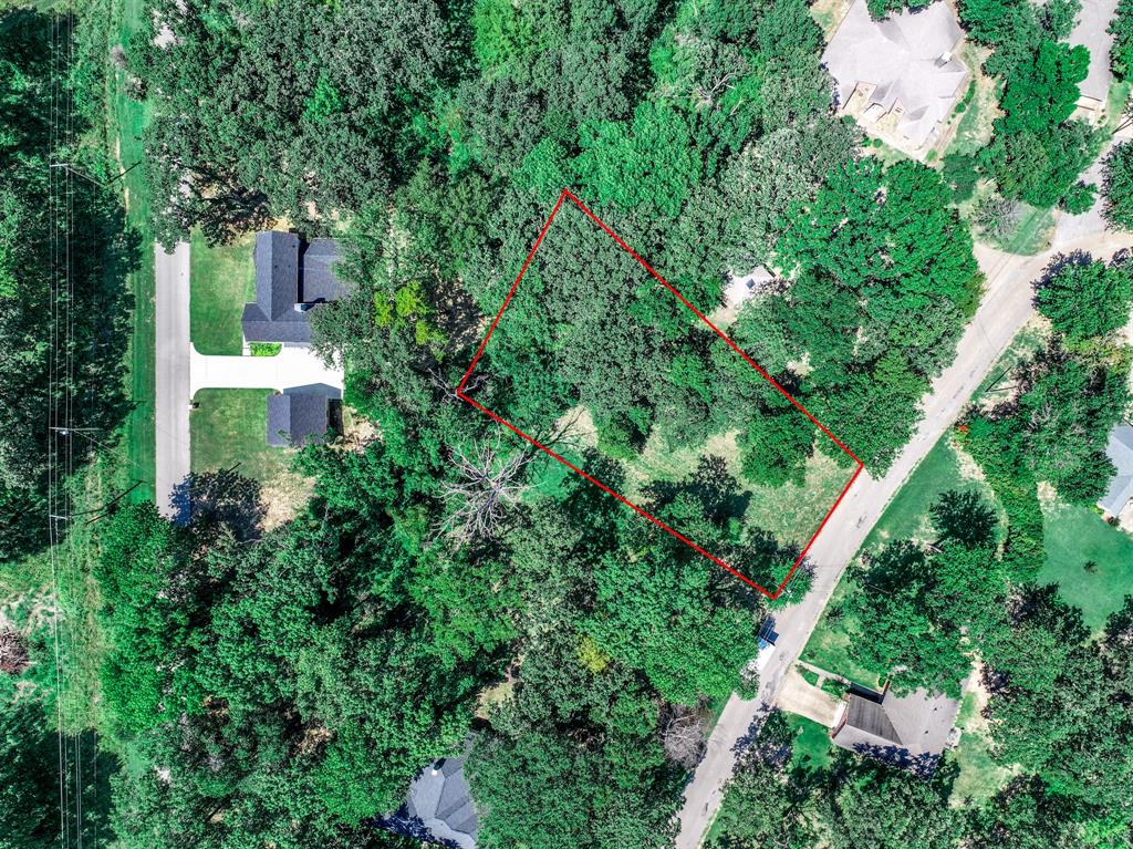 Amazing opportunity to own a lot in the lakeside community of Tool, just minutes from Cedar Creek Lake. This property provides a peaceful setting with few trees and endless potential to build your dream home, vacation retreat, or investment property.

If you choose to build a two-story home, you’ll be able to enjoy beautiful water views of Cedar Creek Lake right from the second floor making it the perfect spot to relax and take in sunsets after a day on the water.

The subdivision is conveniently located near public boat ramps, marinas, shopping, and dining, giving you easy access to lake recreation and local amenities while still maintaining a quiet, small-town feel.

Property is in a gated community, gate code 3030