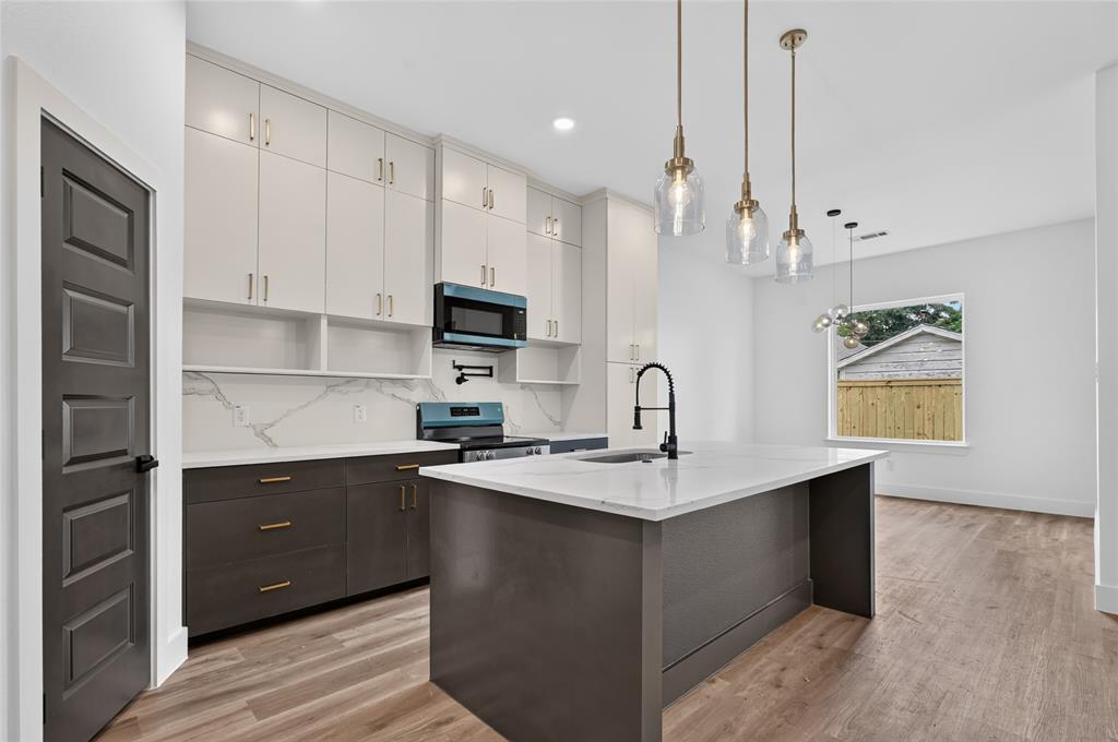 Oakland Place - Residential