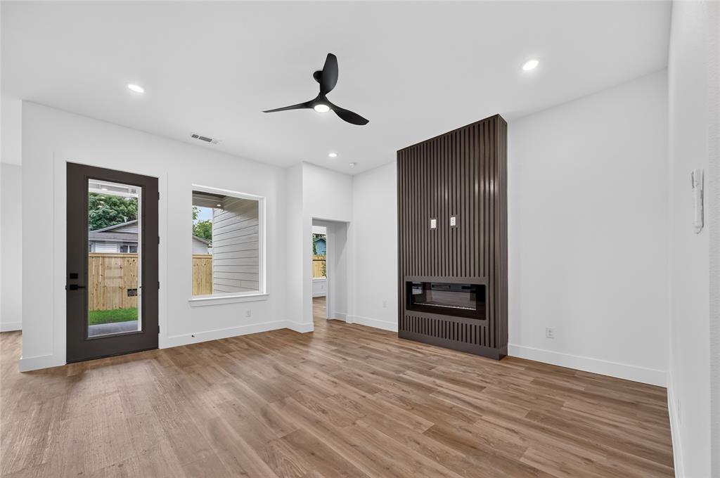Oakland Place - Residential