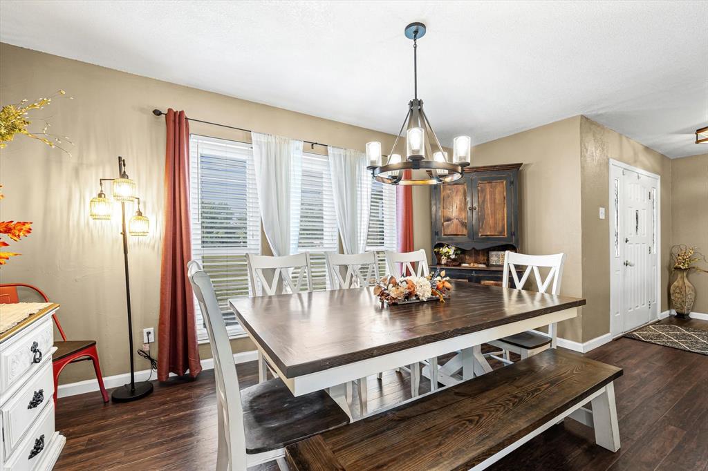 Country Spgs Estate - Residential