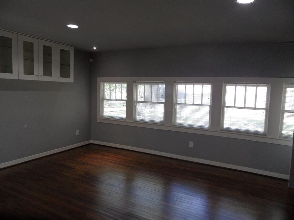 East Columbia Place - Residential