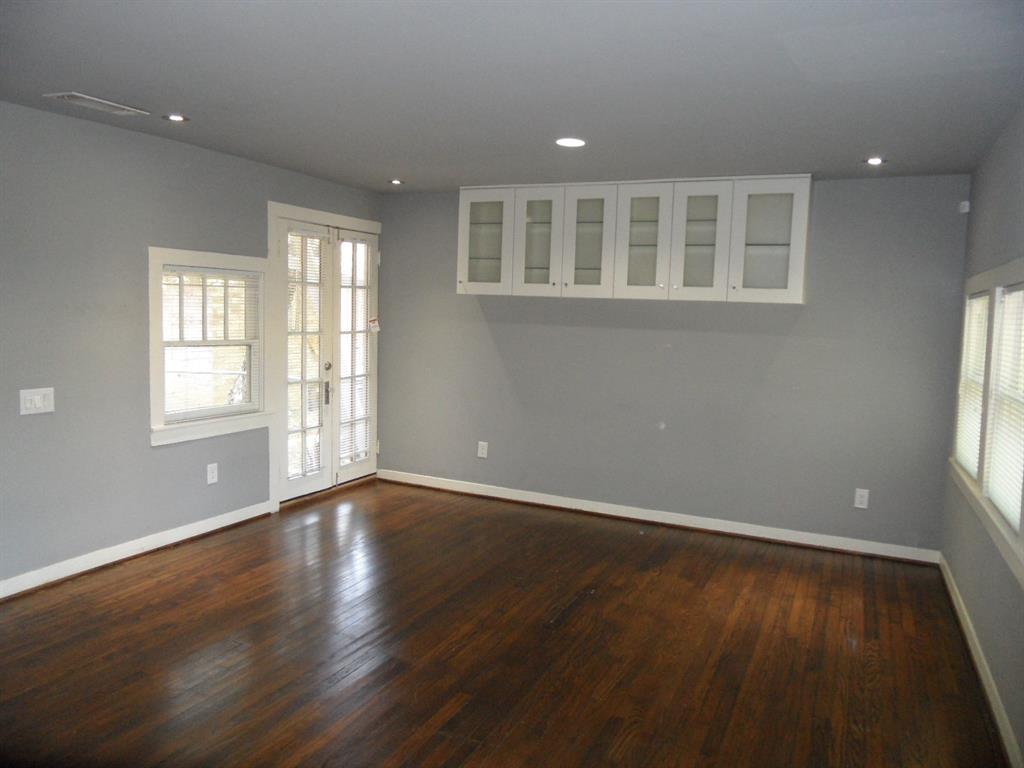 East Columbia Place - Residential